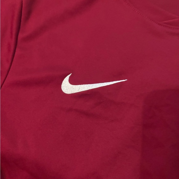 Nike Dri-fit workout T-shirt size L - Picture 2 of 3